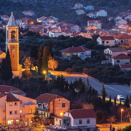 Gorgeous Apartment In Tisno With Kitchen エクステリア 写真