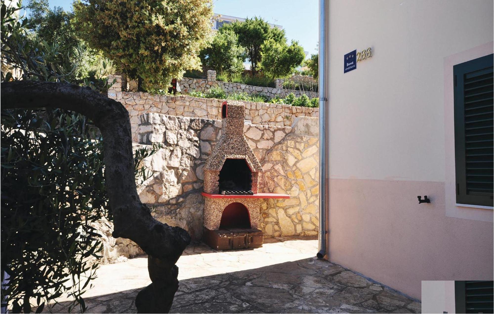 Gorgeous Apartment In Tisno With Kitchen エクステリア 写真